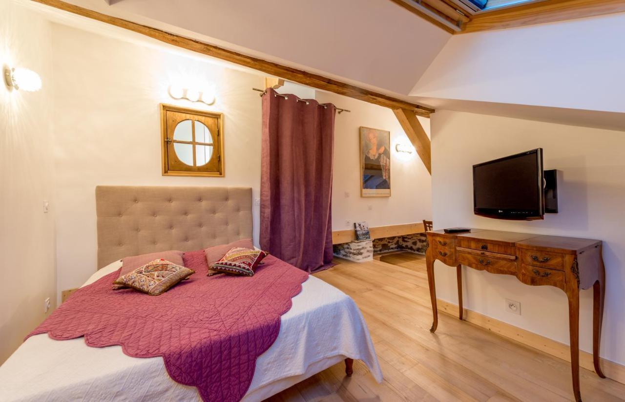 Au Cheval Blanc - Appartements Et Chambres D'Hotes Albertville Dış mekan fotoğraf