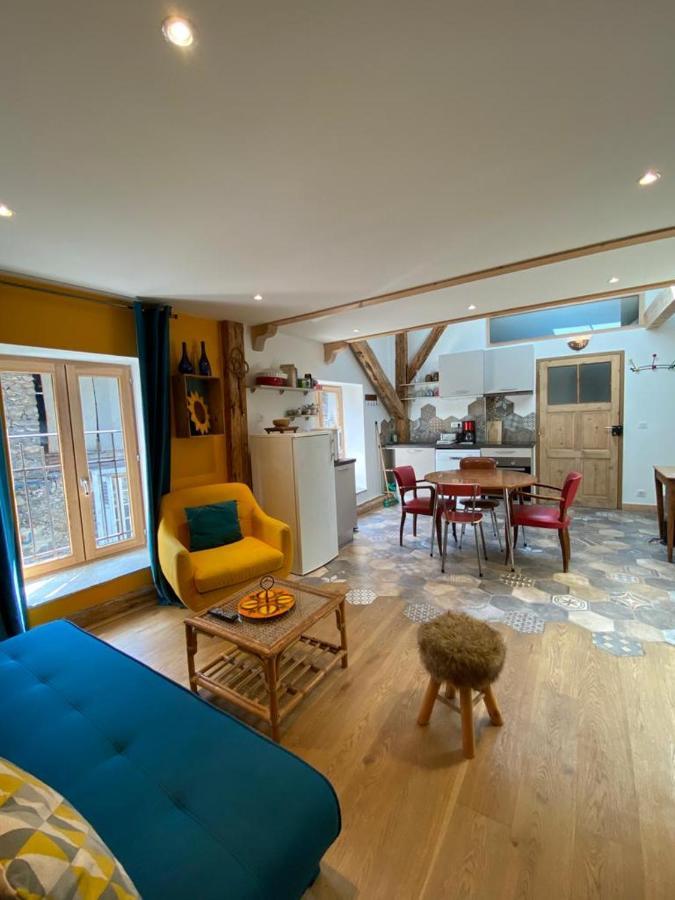 Au Cheval Blanc - Appartements Et Chambres D'Hotes Albertville Dış mekan fotoğraf