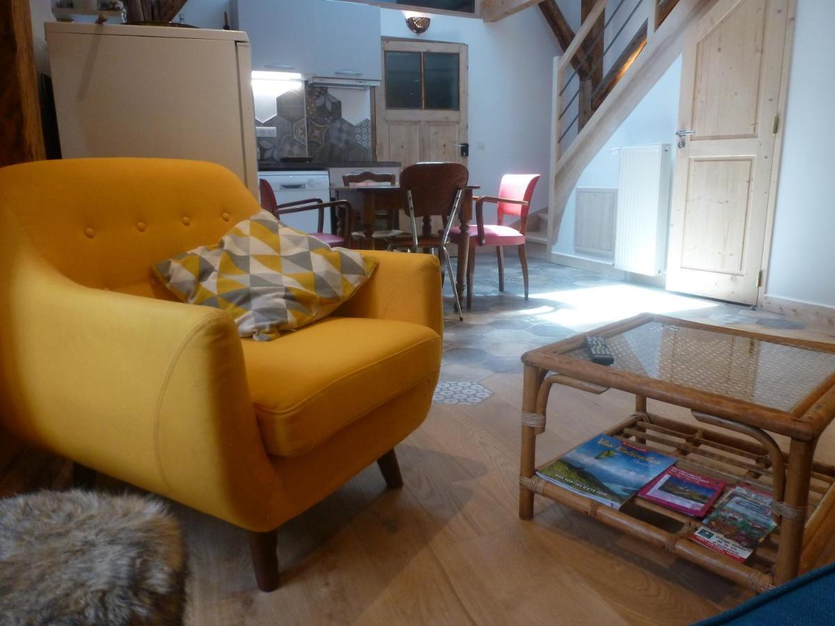 Au Cheval Blanc - Appartements Et Chambres D'Hotes Albertville Dış mekan fotoğraf