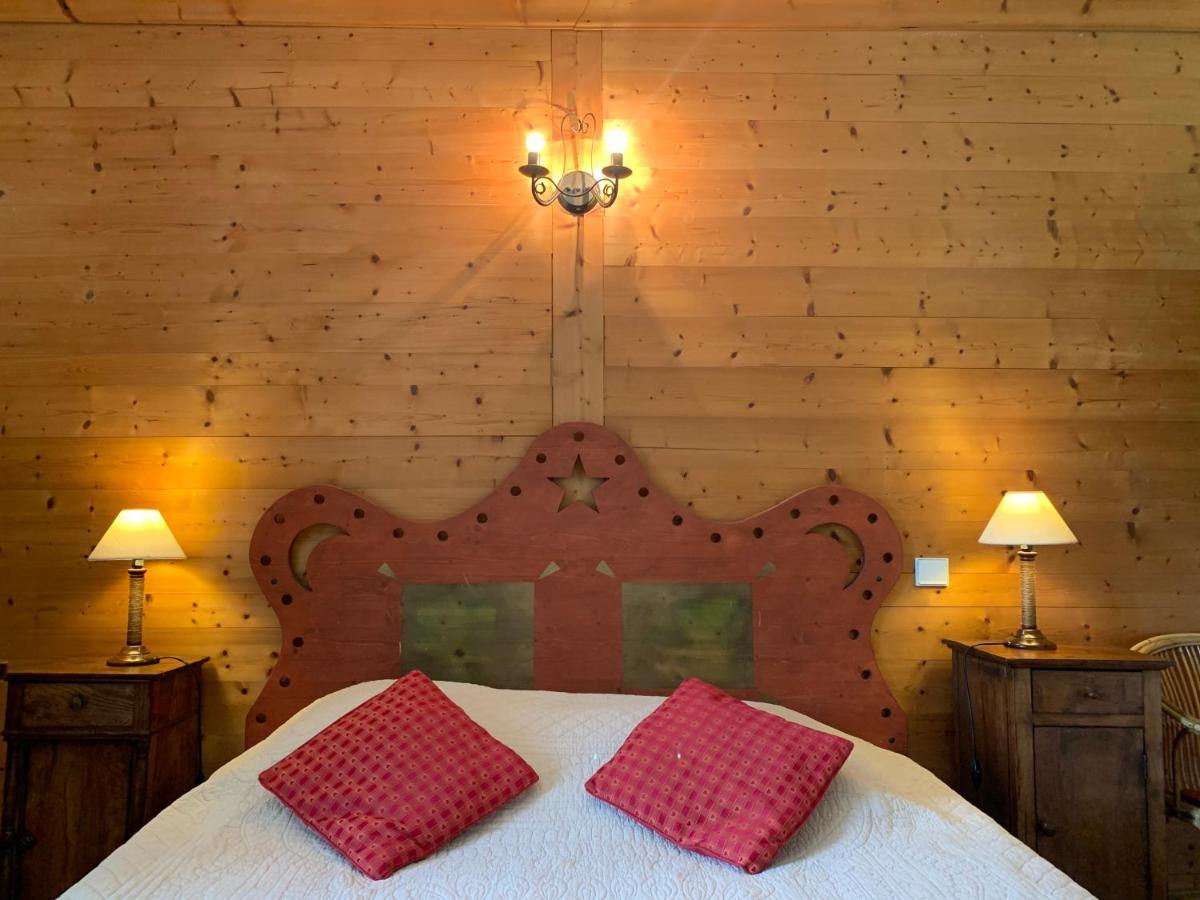Au Cheval Blanc - Appartements Et Chambres D'Hotes Albertville Dış mekan fotoğraf